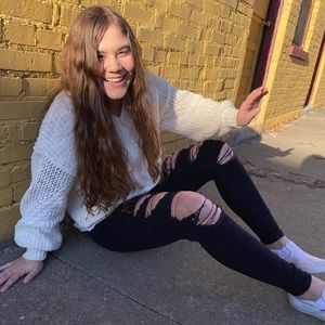 Meet your Posher, Isabel